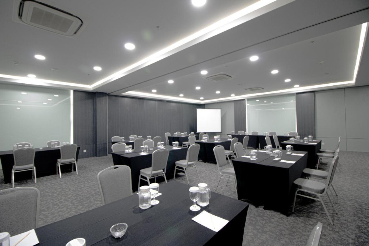 Laska Hotel Subang Exterior foto