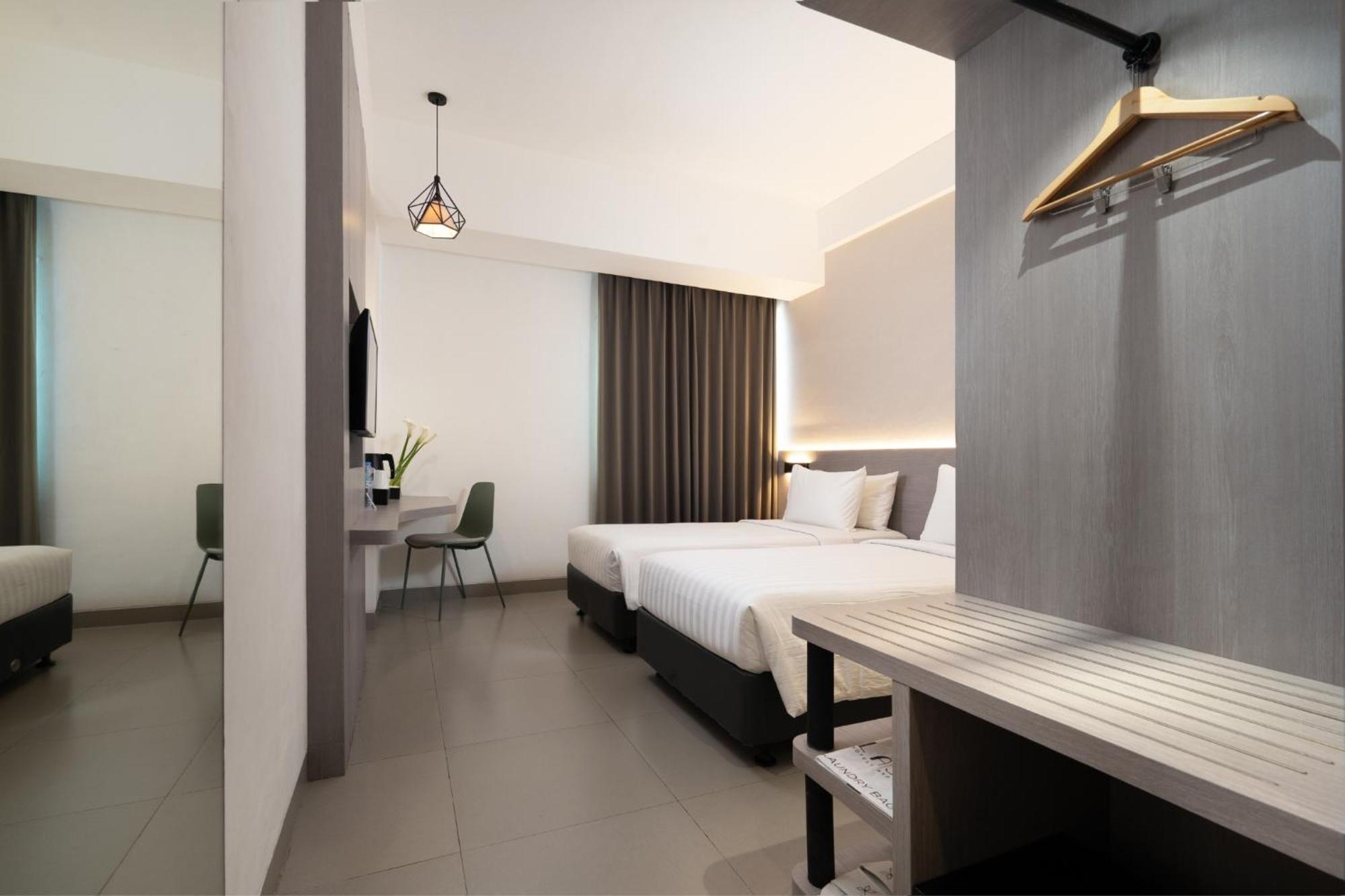 Laska Hotel Subang Exterior foto